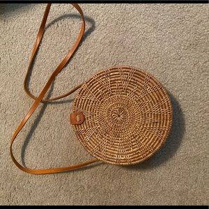 Street Level straw purse with shoulder strap